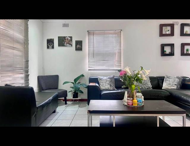 3 BEDROOM HOUSE FOR SALE IN WELTEVREDEN VALLEY